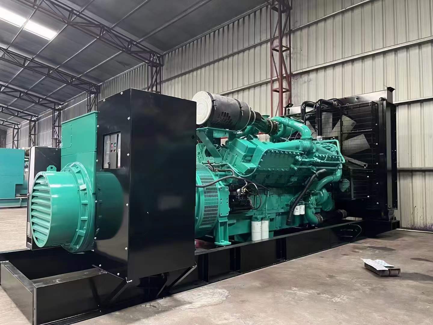 吉木萨尔如何降低 800kW 柴油发电机输出电流的波动？